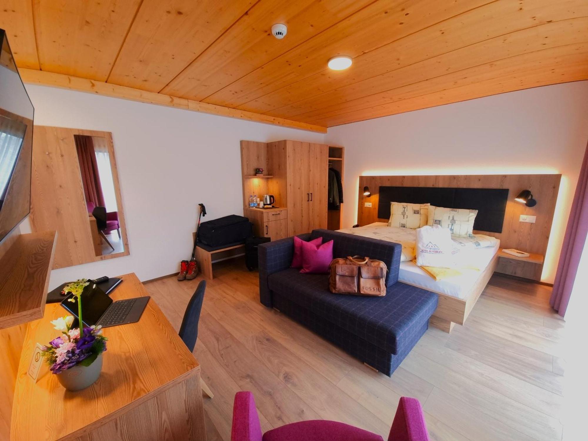 Hotel Alpenblick-leukerbad-therme Leukerbad